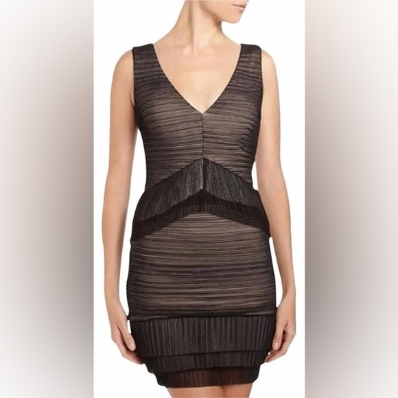 Gorgeous BCBG MaxAzria Cocktail Dress (size XS) - Picture 2 of 6